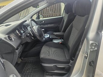Peugeot 5008 1.6 HDI, automat, 7 míst - 8
