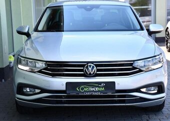 Volkswagen Passat 2,0 TDI ELEGANCE NAVI ACC - 8