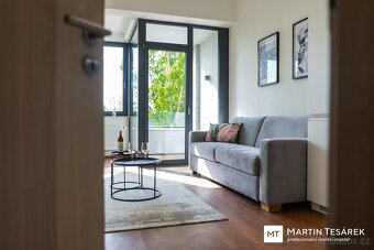 Pronájem luxusního bytu 1+KK s lodžií hned vedle Vaňkovky - 8