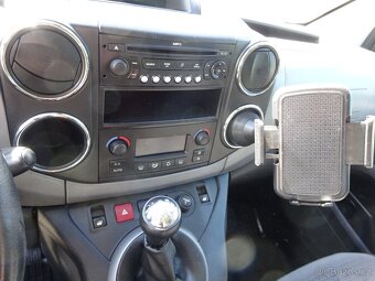 Citroen Berlingo 1.6 HDI r.v.2009 (66 kw) Koupeno v ČR - 8