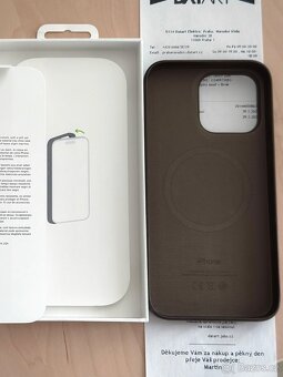 Pouzdro Apple FineWoven iPhone 15 Pro Max, Taupe - 8