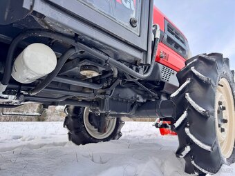 MALOTRAKTOR KUBOTA GL 25 + zimní výbava - 8