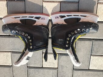 Žákovská hokejová výstroj CCM Bauer - 8