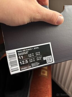 Nike Air Force 1 Low Black Jewel - 8