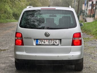 VW TOURAN 2.0Tdi DSG - 8