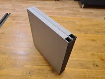 Dvě černé ALU cívky Revox s páskou Revox v archivboxu Revox - 8