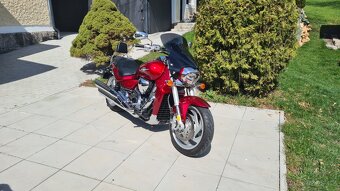 Suzuki Intruder VZR 1800 R - 8