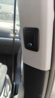Volkswagen Shara Style 2,0 tdi - 8