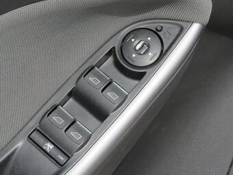 Ford Focus 1.6 TDCi , 70 kW nafta, 2013 - 8