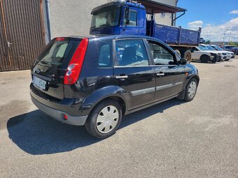 Ford Fiesta 1.3i Ambiente,51kw, nová STK - 8