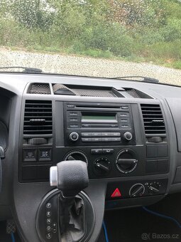VW Multivan T5 2.5Tdi 96Kw Rok 2008 - 8