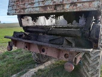 Prodám traktorové rozmetadlo RMA 8 - 8