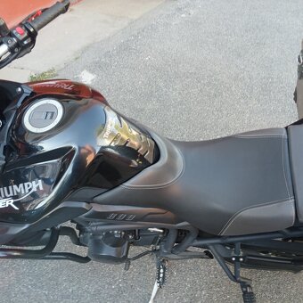 Triumph tiger 800 - 8