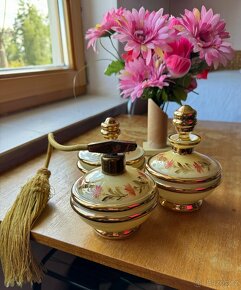 Starožitý flakon ,vůně a pudřenka - 8