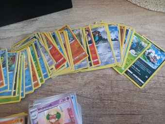 Karty Pokémon - 8