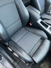 BMW E90 polokožený sportsitze interiér - 8
