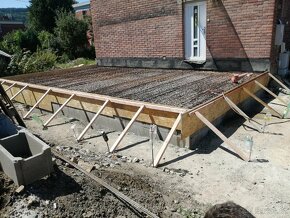 Nabízíme rekonstrukce,výkopové práce, kontejnerovou dopravu - 8