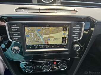 Passat B8 1,4 TSi 110KW Highline 2016 102tkm,KŮŽE, NAVI, TZ, - 8