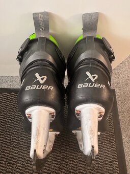 BRANKÁŘSKÉ BRUSLE CCM BAUER KONEKT, vel. 10-10,5 - 8