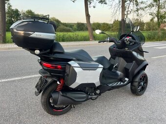 Piaggio MP3 400 HPE ABS + set 3 kufrů - 8