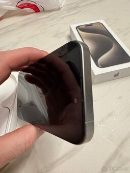 IPhone 15 pro 128gb - 8