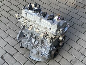 Motor Nissan 1.6i HR16 a další díly - 8