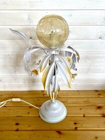 Stará kovaná romantická stolní lampa - 8