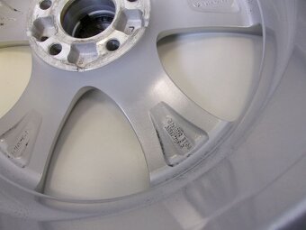 4x alu kola Mercedes-Benz 8x18 ET38 5x112x66,5 se snímači - 8