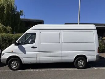 Mercedes-Benz Sprinter 211 - 8