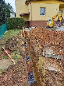 Kanalizace -Zemní a vykopové práce,vrtaní na sloupky 30cm ši - 8