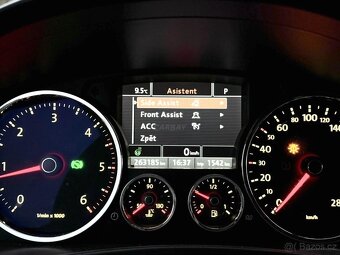 Volkswagen Touareg R-LINE 3.0TDI 176KW plná výbava - 8