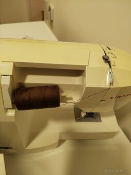 Šicí stroj - 8