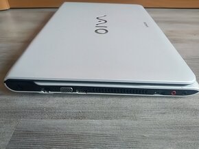 Sony Vaio SVE151C11M - 8