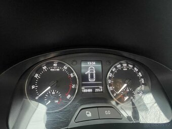 Škoda Rapid 1.2 TSI - 8