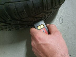 Plechové disky na zimních pneu 195/65 R15 T - 8