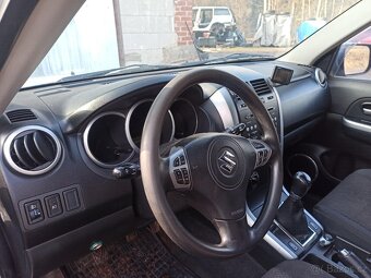 Suzuki Grand Vitara - 8