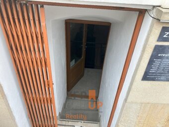 Pronájem obchodních prostor o rozloze 50 m2 - Moravské Buděj - 8