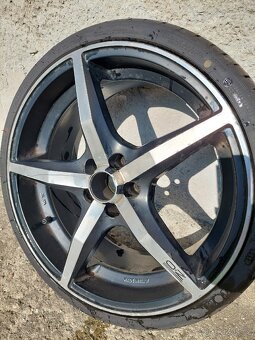 OZ RACING R18 - 8