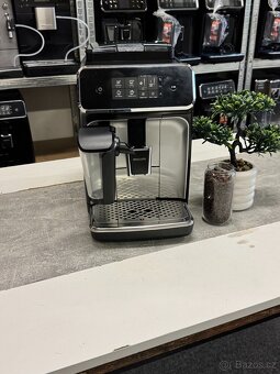 Kávovar Philips EP2236 - 8