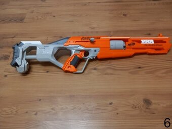 Pistole NERF - 8