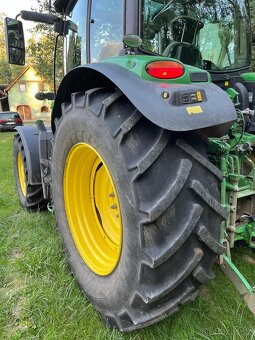 John Deere 6135R - 8