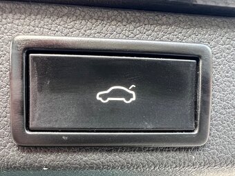 Škoda Superb kombi 2.0TSI 4x4 DSG 206kw KAMERA TAŽNÉ - 8