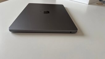 MacBook Air 13" M2 – 8 GB RAM, 256 GB SSD – Záruka - 8