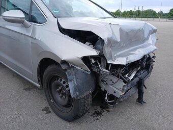Vw Golf Sportsvan 1.4tsi - 8