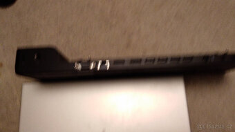 Prodám výkonný Hewlett-Packard Elitebook 735G6+dock+brašna - 8