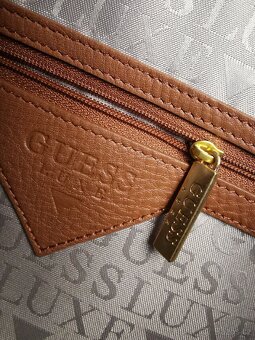 Guess originál kožená kabelka - 8