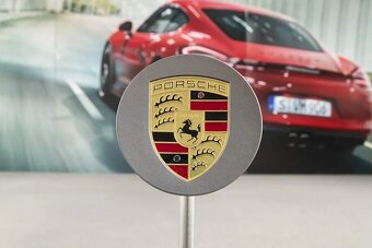 Porsche středové krytky kol – 76mm / 65mm (3 barvy) - 8