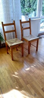 Stůl Ikea + 2 židle - 8