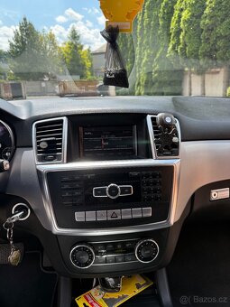 Prodám Mercedes ml 250, 150kw - 8