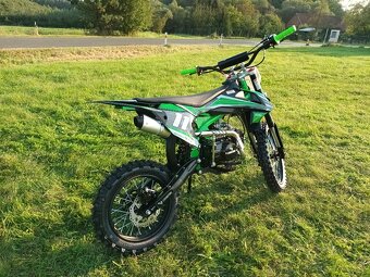 Pitbike Shark E-start 125ccm 17x14 zelená - 8